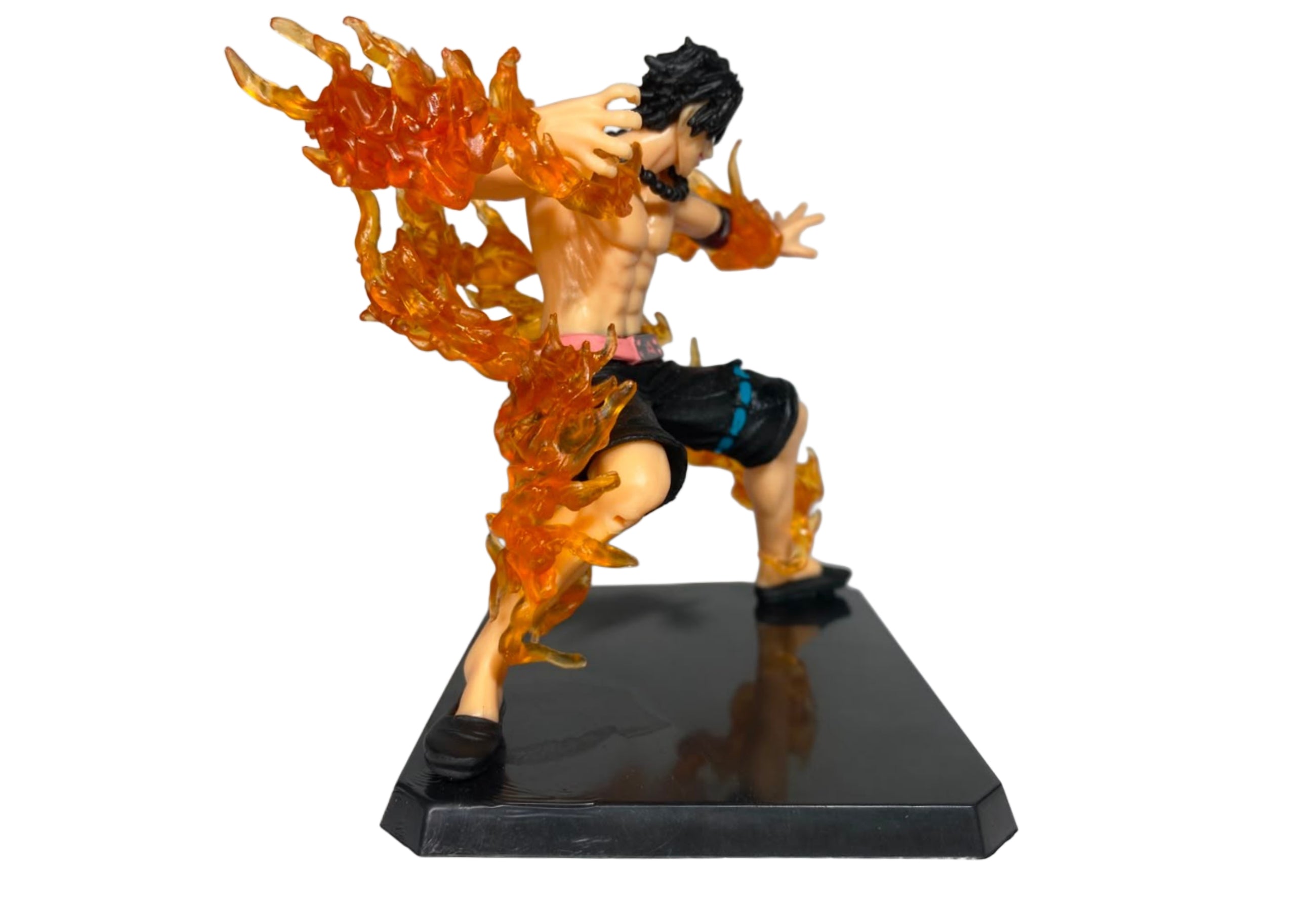 Figura Ace One Piece — vista 3
